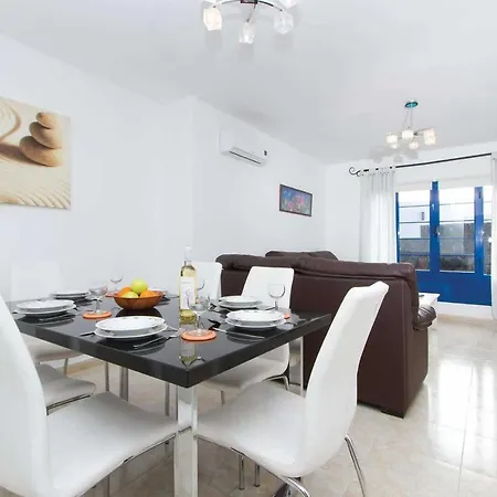 Villa Acomari *